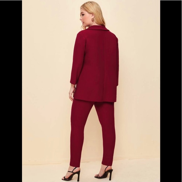 Addie Sets - Picture 2 of 3